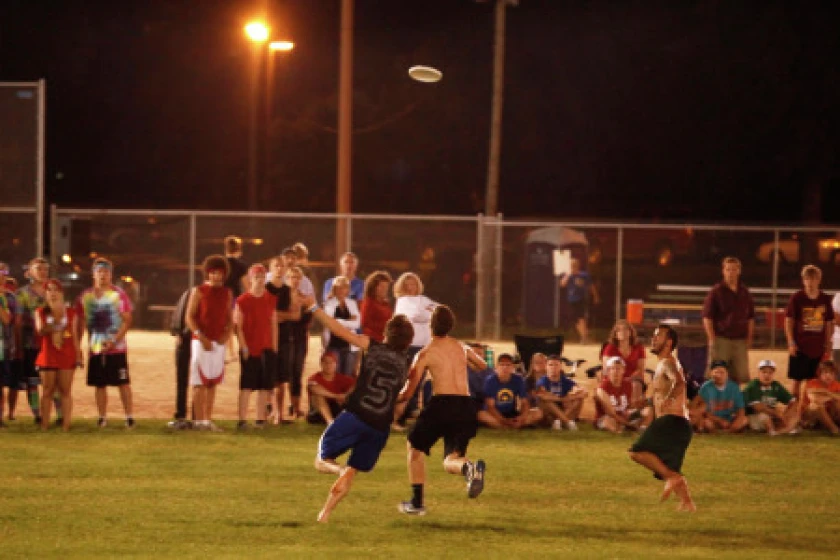 Ultimate Frisbee Shines Under the Lights